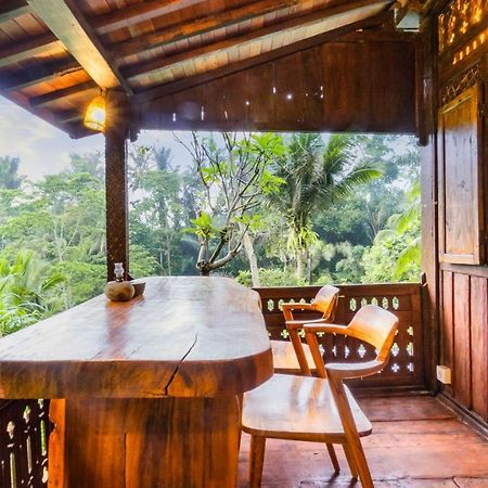 Iyume Villas Тегаллаланг Экстерьер фото