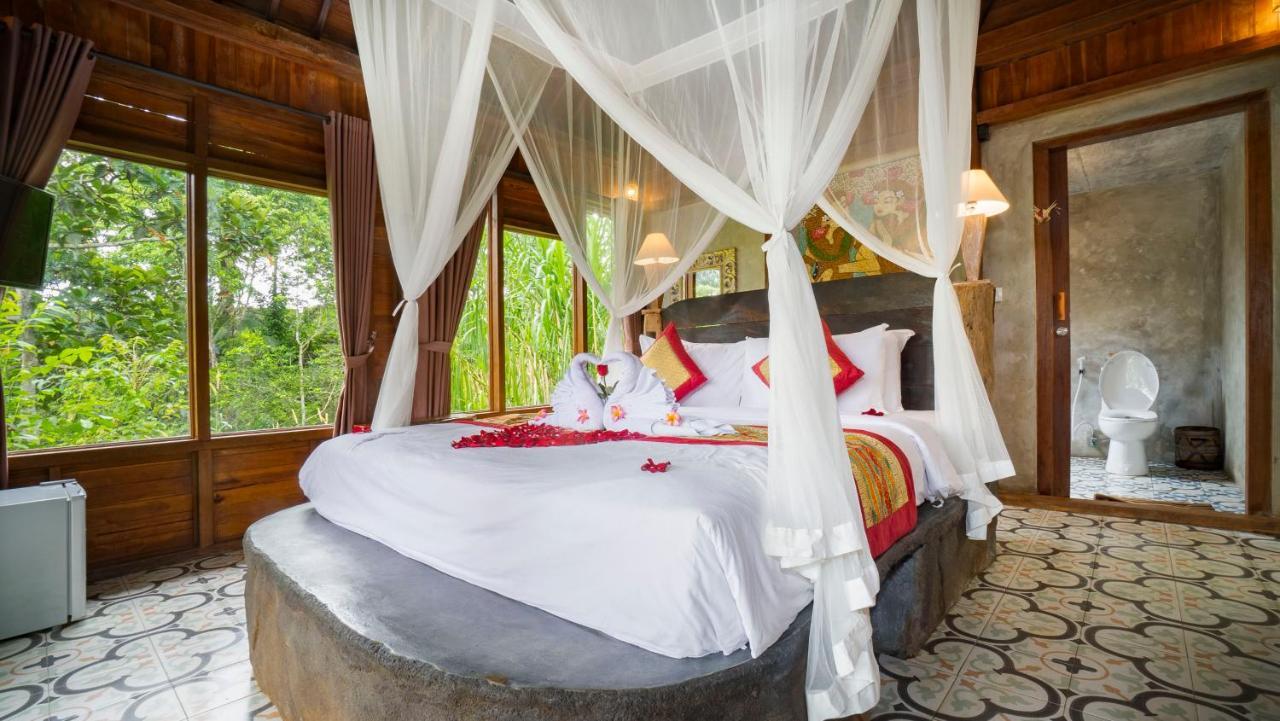 Iyume Villas Тегаллаланг Экстерьер фото