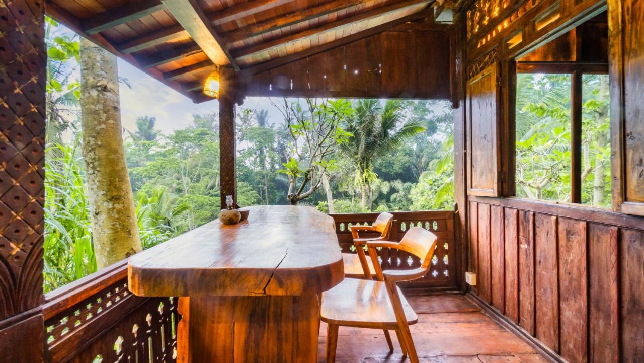 Iyume Villas Тегаллаланг Экстерьер фото