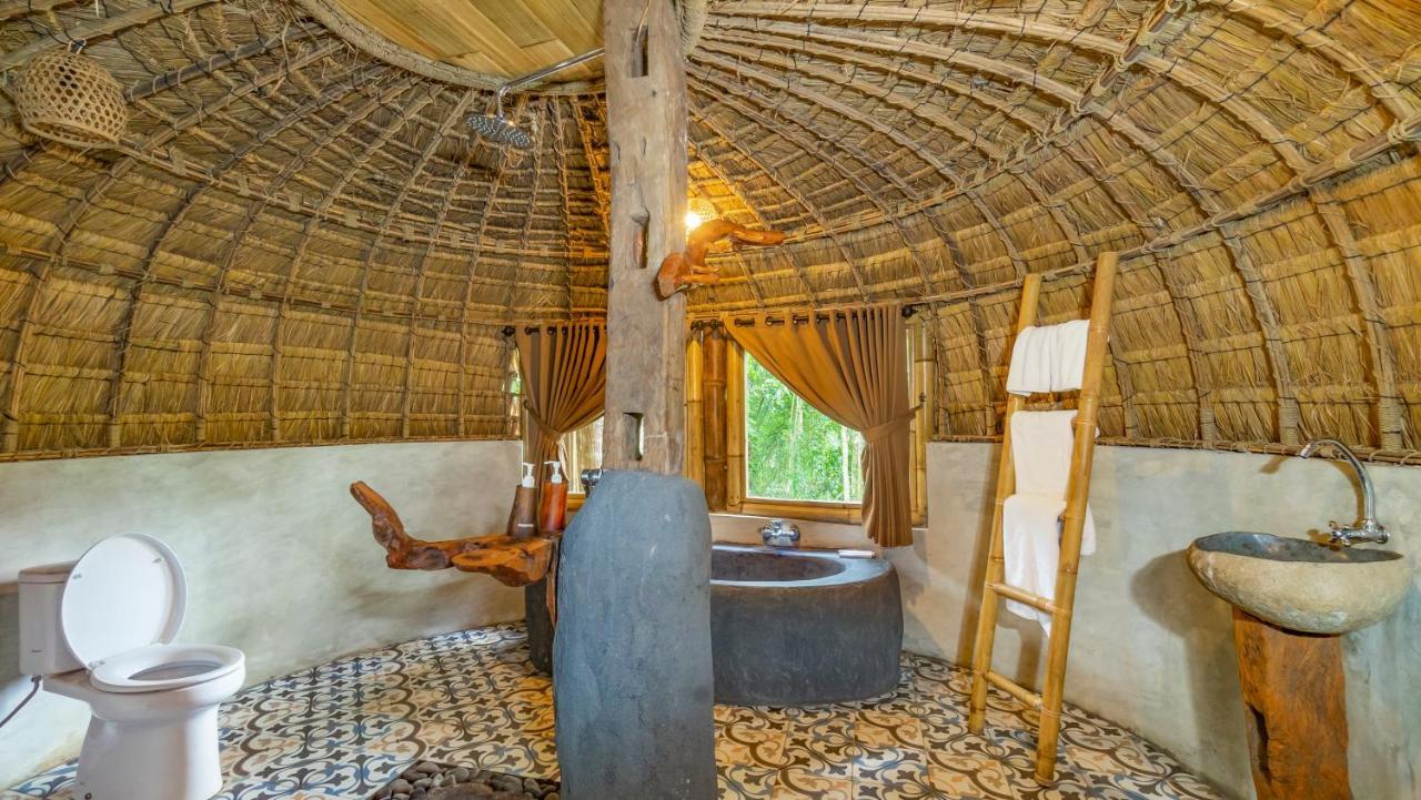 Iyume Villas Тегаллаланг Экстерьер фото