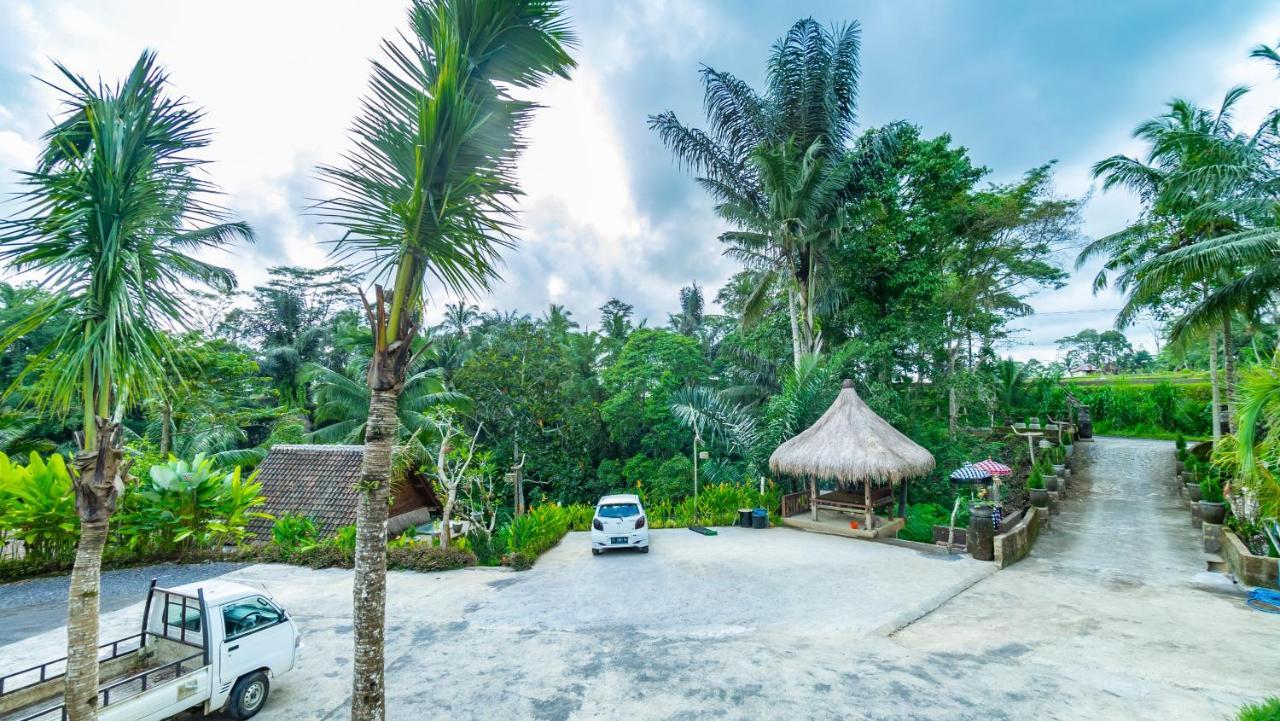 Iyume Villas Тегаллаланг Экстерьер фото