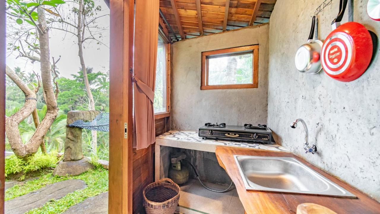 Iyume Villas Тегаллаланг Экстерьер фото