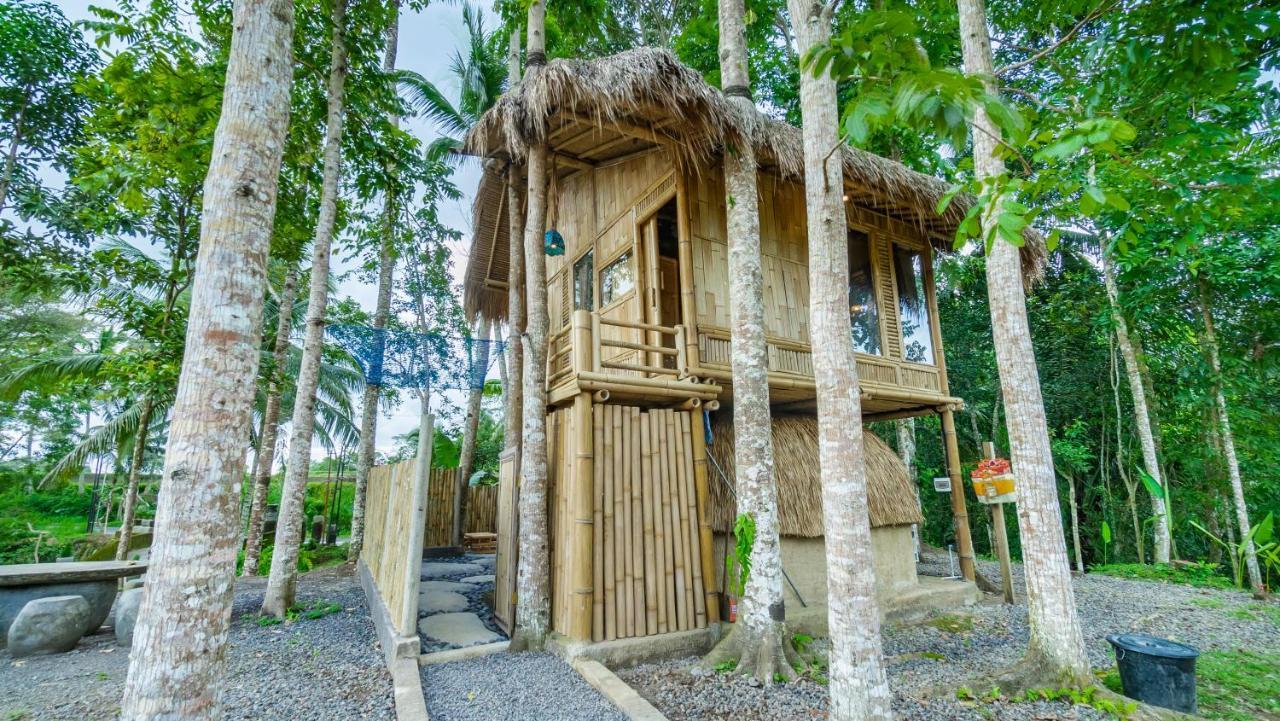 Iyume Villas Тегаллаланг Экстерьер фото