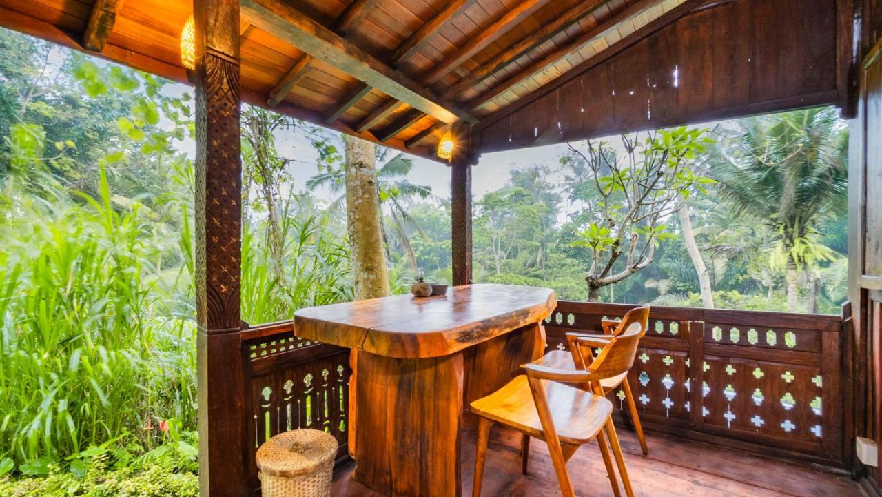 Iyume Villas Тегаллаланг Экстерьер фото